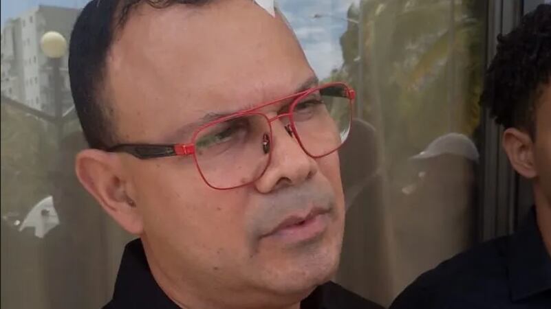 Raul Castro, trompetista de orquesta de Rubby Pérez