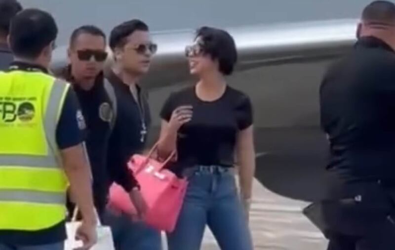 Nodal y Ángela Aguilar en Ecuador