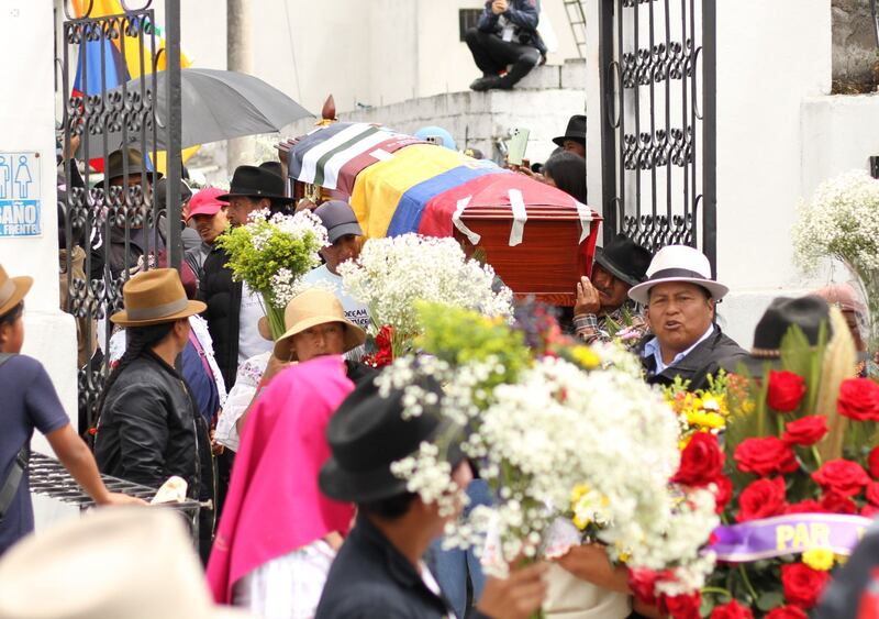 Comunidades indígenas de Imbabura le dan el último adiós a Efraín Fuerez