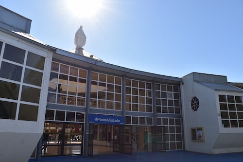 Chile: Estudiante apuñaló a sus compañeros e inspectores; hay un fallecido y tres heridos