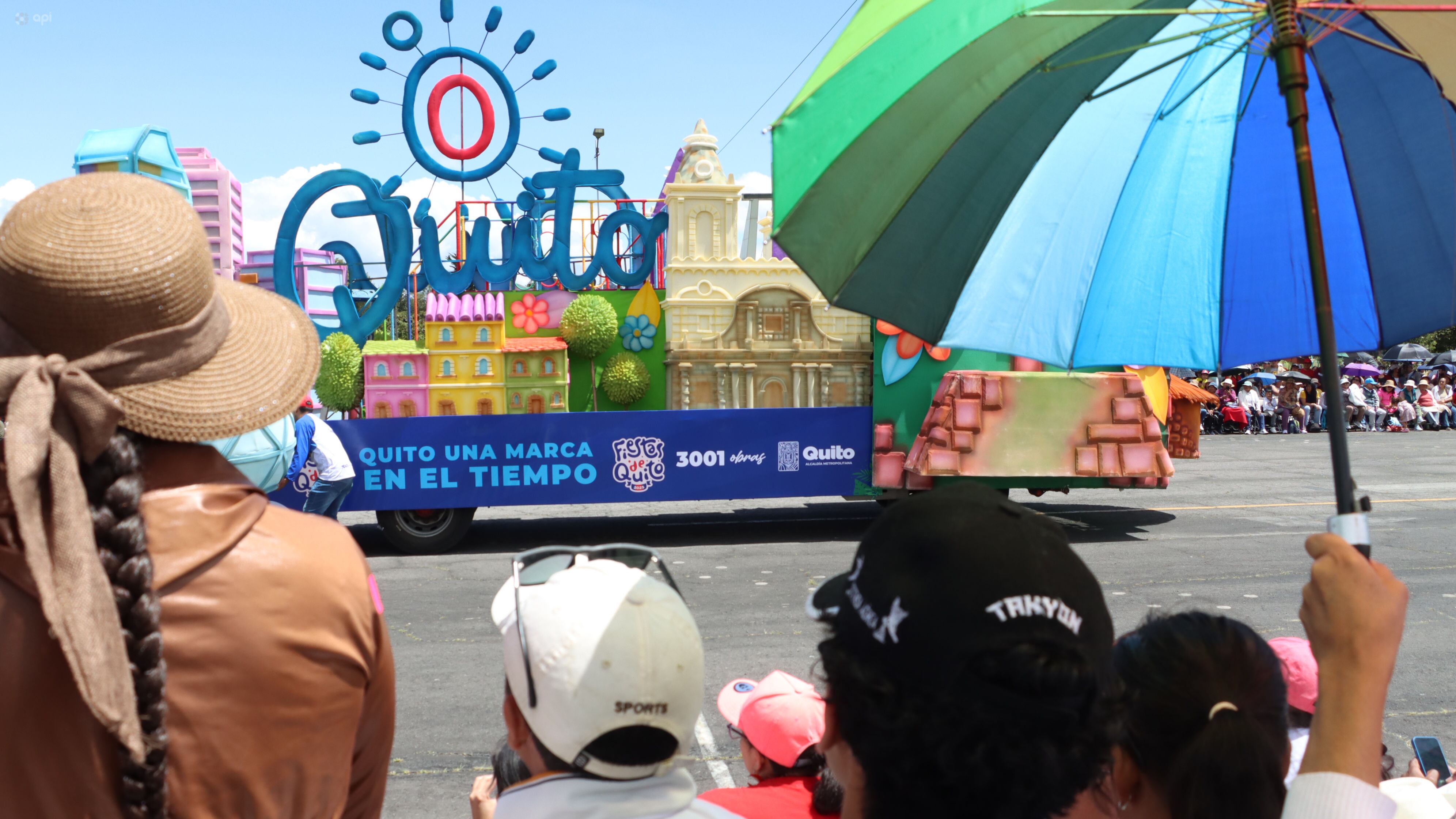 DESFILE CONFRATERNIDAD