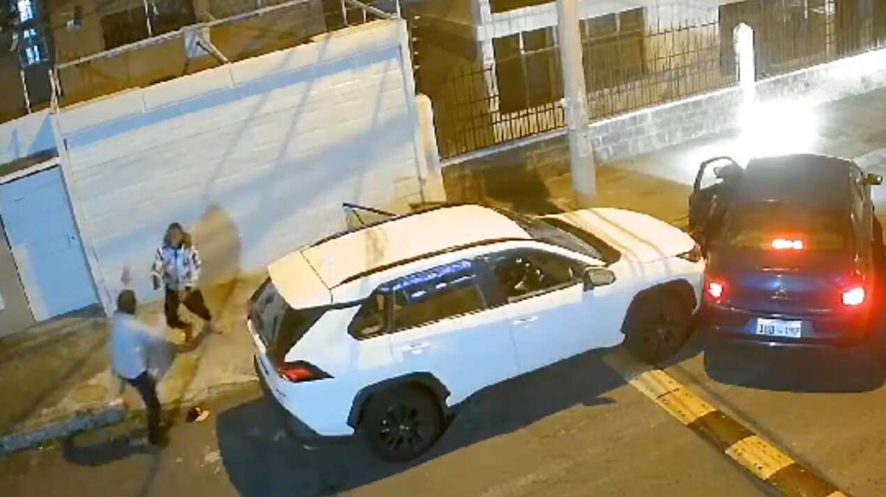 disparan en el ojo y le roban el vehículo a un ciudadano de la tercera edad en el norte de Quito.