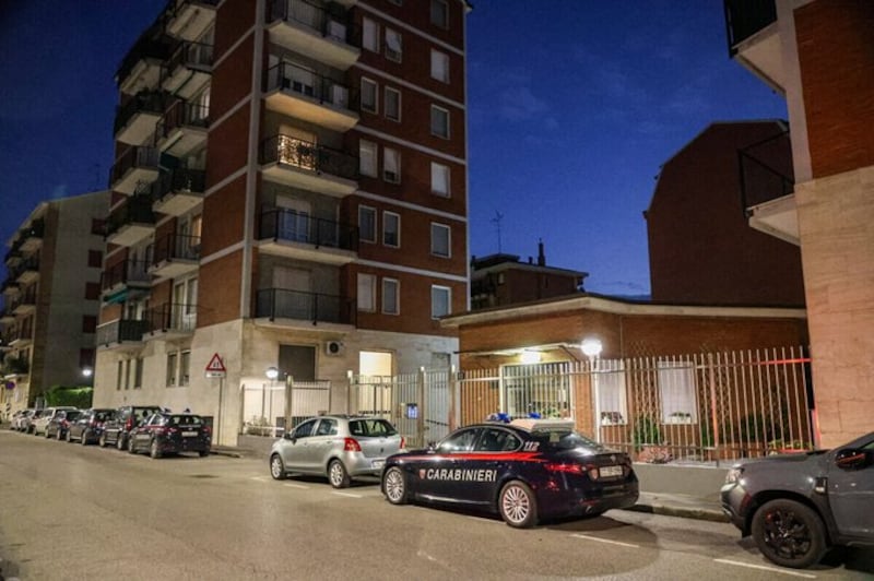 Intento de suicidio en Milán termina con muerte de vecina de 83 años