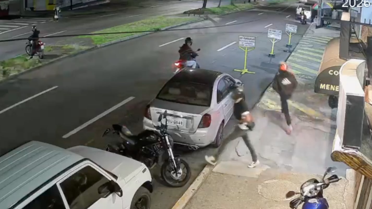 Lo que se sabe del violento asalto a local de menestras en el norte de Quito: un detenido y celulares recuperados