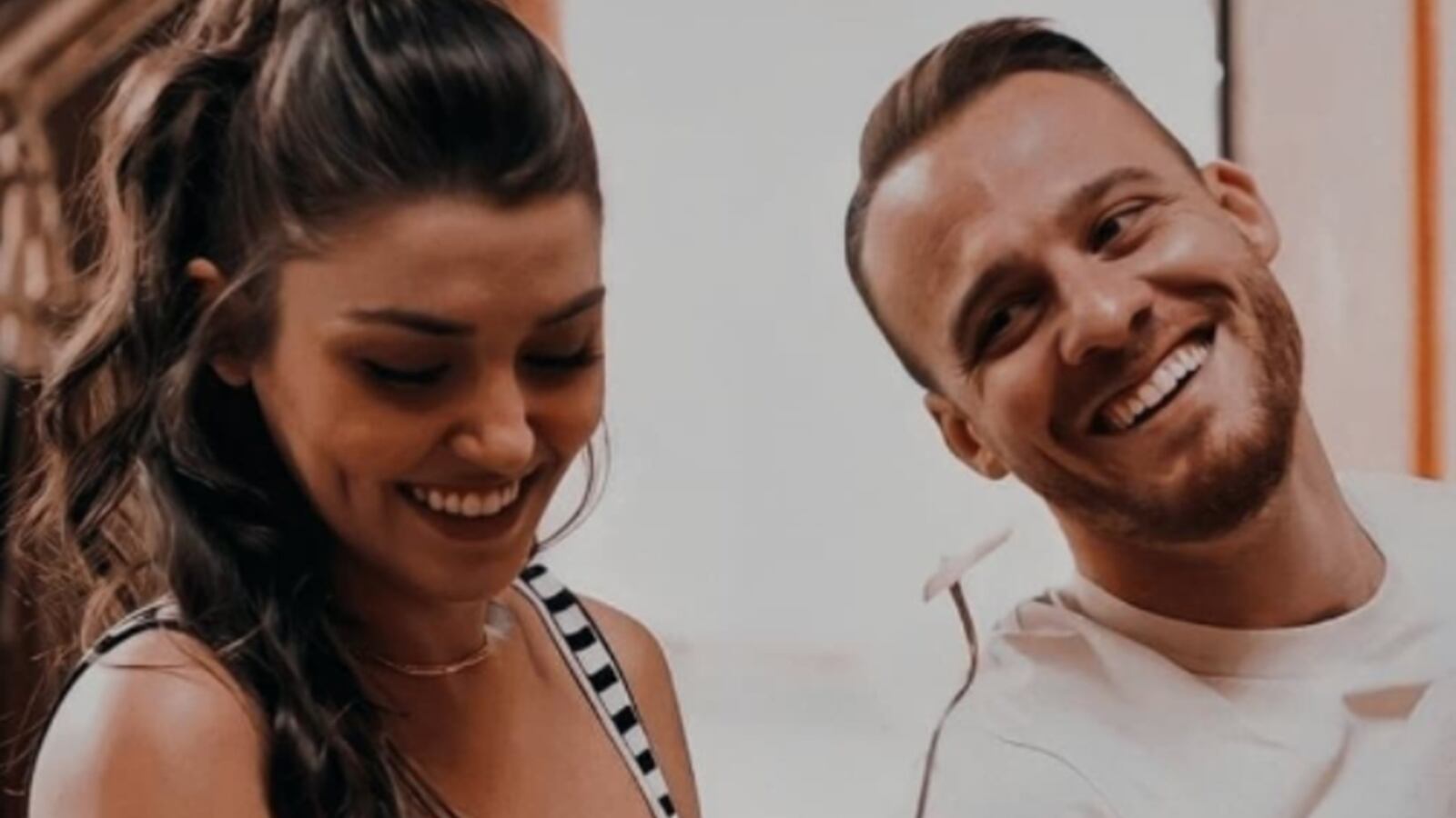 ‘Love is in the Air’