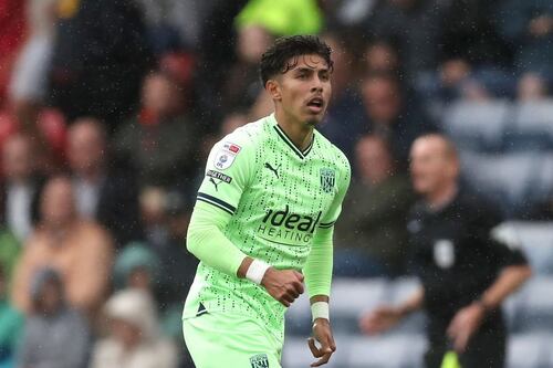 Jeremy Sarmiento seguirá a prueba en la Championship y no regresará al Brighton, ¿a qué equipo va?