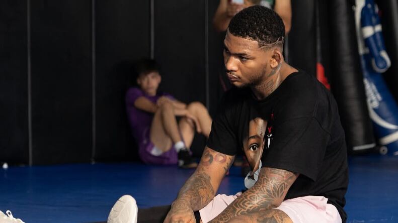 Michael Morales tiene todo el apoyo del gym para conseguir su victoria.