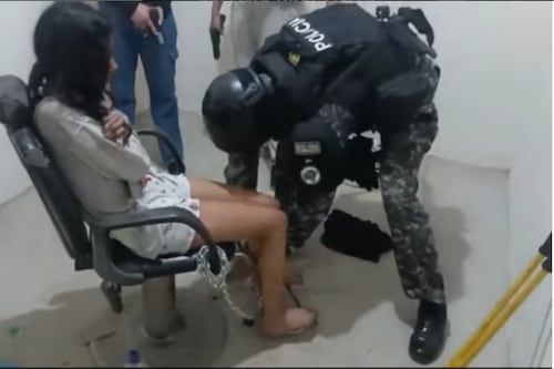 Una joven secuestrada en Nueva Prosperina regresa con vida a su hogar pero mutilada