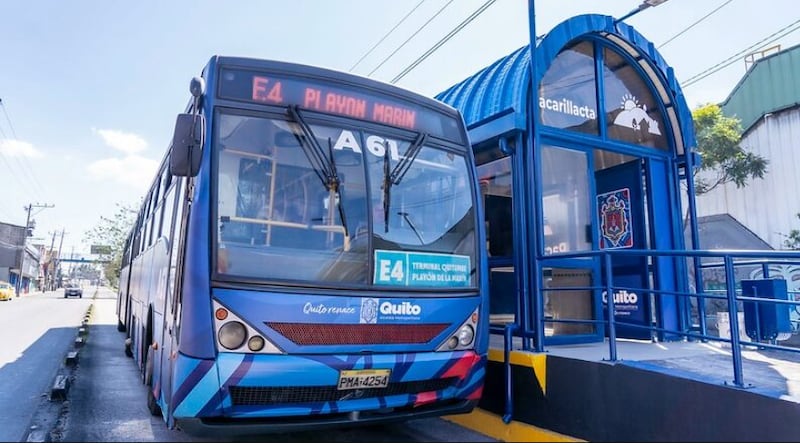 Horarios del Metro, Trolebús y Ecovía en Quito por Carnaval 2026