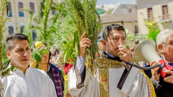 Un vistazo a los precios de transporte, comida y hospedaje para planificar el feriado sin gastar de más