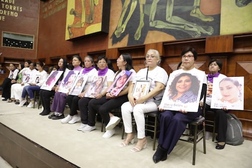 Aprueban ley que obliga la reparación integral a familiares de víctimas de femicidios