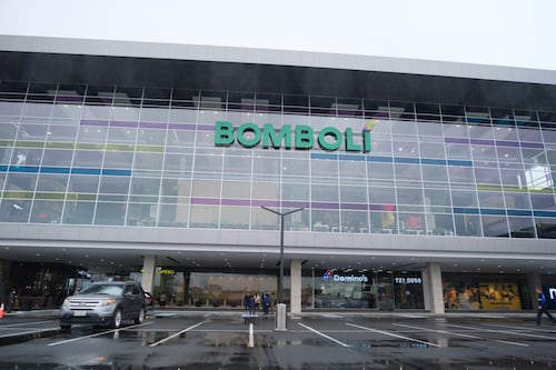 Bombolí: Un centro comercial que une al Ecuador