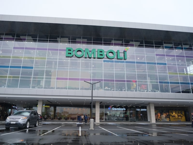 Bombolí: Un centro comercial que une al Ecuador