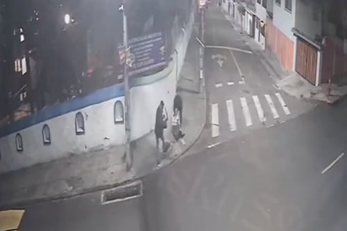 Asaltan y golpean a una persona cuando regresaba a su casa en el norte de Quito