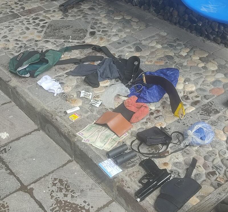 Objetos hallados en su captura
