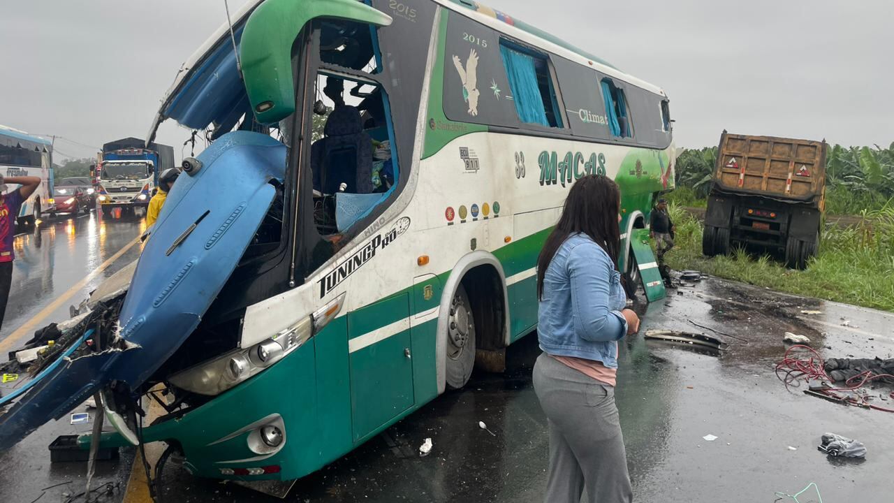 Accidente de tránsito en vía a El Triunfo