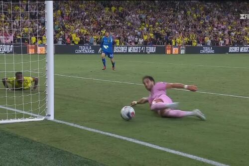 El gol que se perdió Leonardo Campana y que provocó la increíble reacción de Lionel Messi en el último minuto