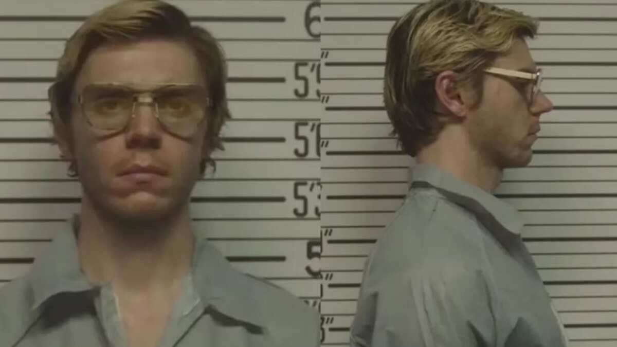 Evan Peters como Jeffre Dahmer