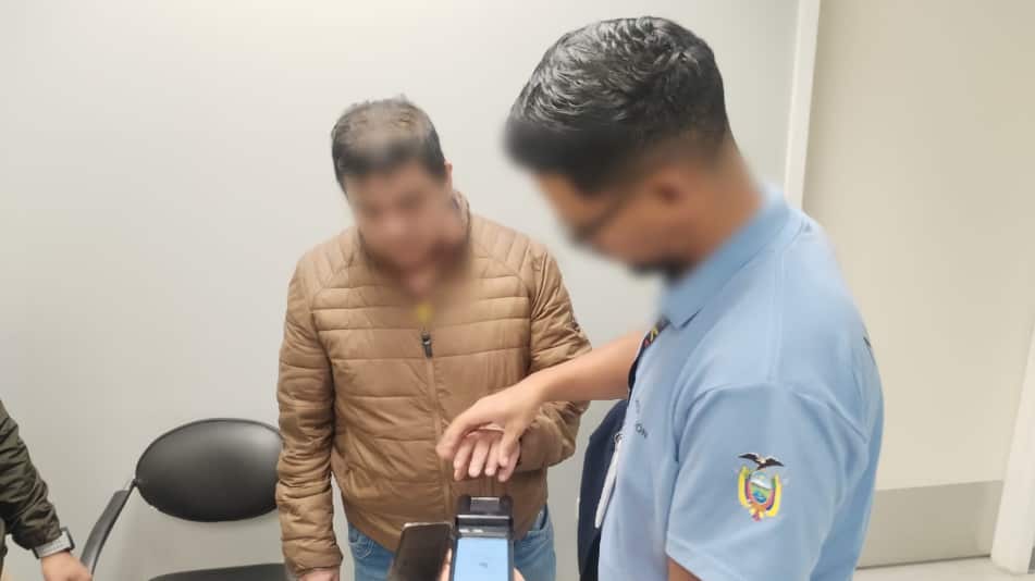 Extraditan desde Colombia al décimo quinto más buscado del Ecuador por femicidio