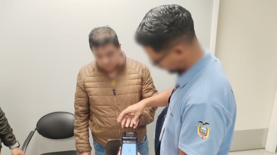 Extraditan desde Colombia al décimo quinto más buscado del Ecuador por femicidio