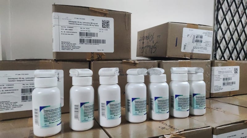 IESS fortalece el abastecimiento de medicamentos con compra centralizada y adquisición de antirretrovirales