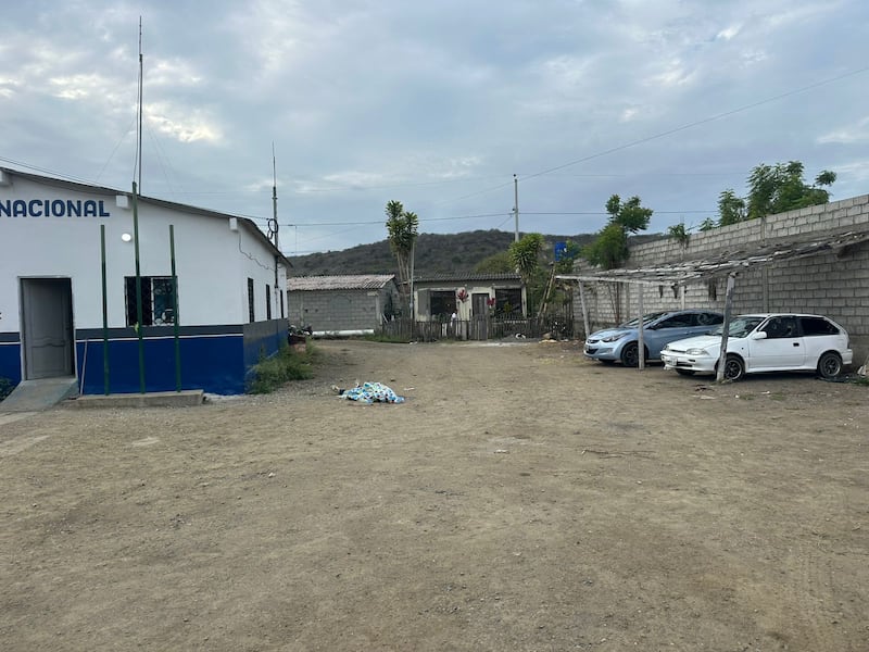 Abaten a un sujeto tras ataque armado contra una UPC en Santa Elena: ocurrió como represalia a dos detenciones. Foto: Policía Nacional