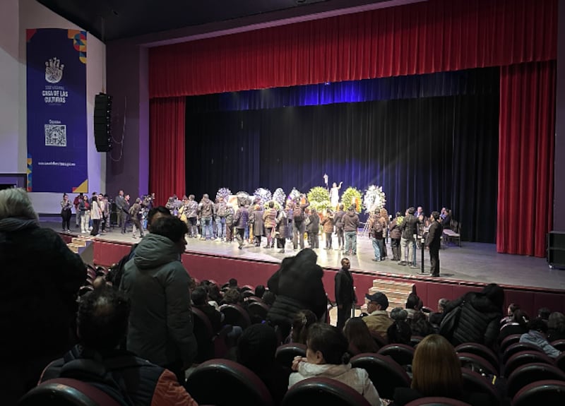 Cientos de personas van a despedir a Paulina Tamayo a la Casa de la Cultura