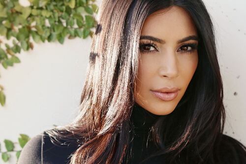 ¿Facial con esperma de salmón? El viral tratamiento de belleza que se realizó Kim Kardashian