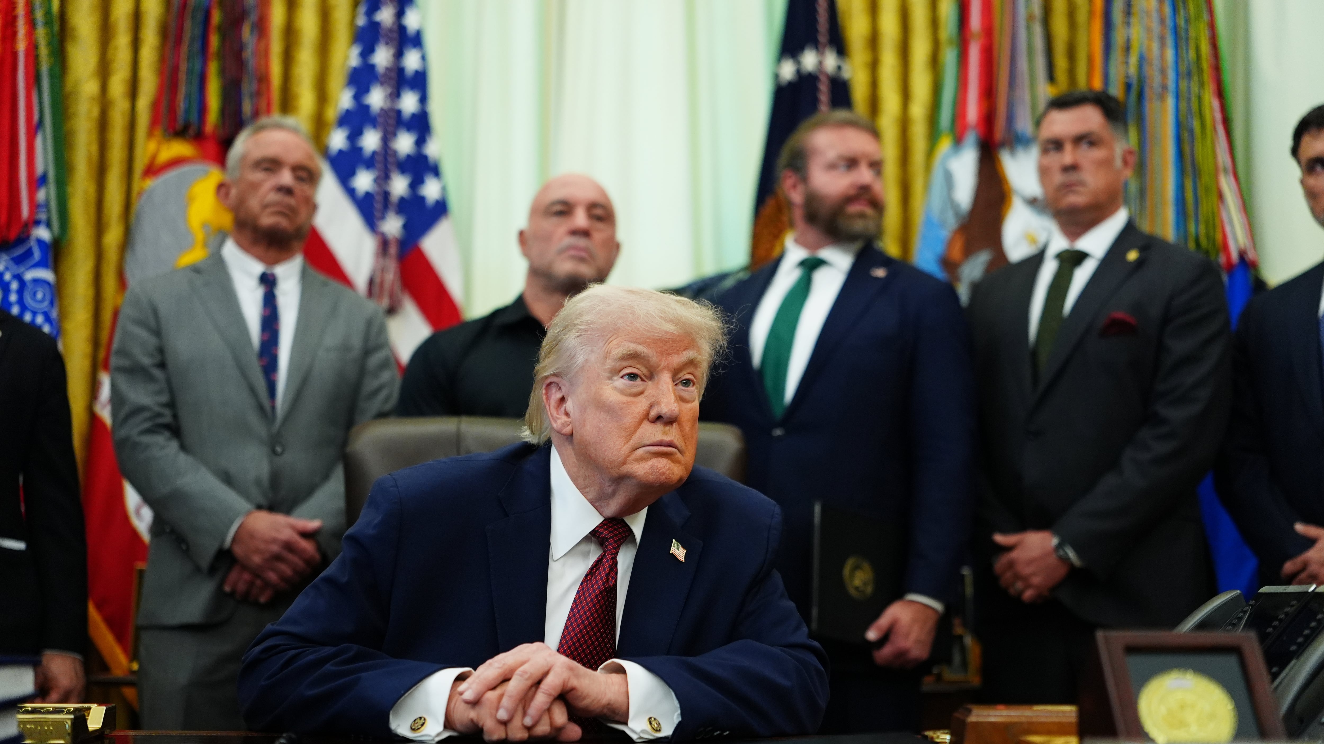 Trump impulsa una orden para acelerar terapias innovadoras en salud mental.