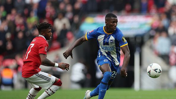 Moisés Caicedo con el Brighton en la semifinal de la FA Cup ante el Manchester United