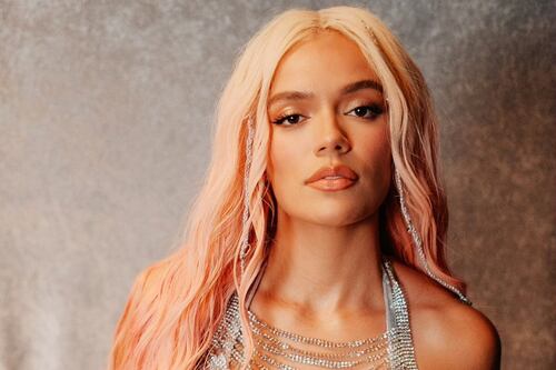 Hermana de Karol G defendió a la artista sobre la controversial canción “+57″: Esto fue lo que dijo