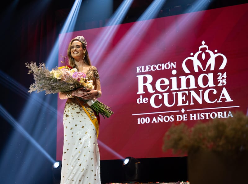 Natalia Arízaga es la nueva Reina de Cuenca 2024-2025