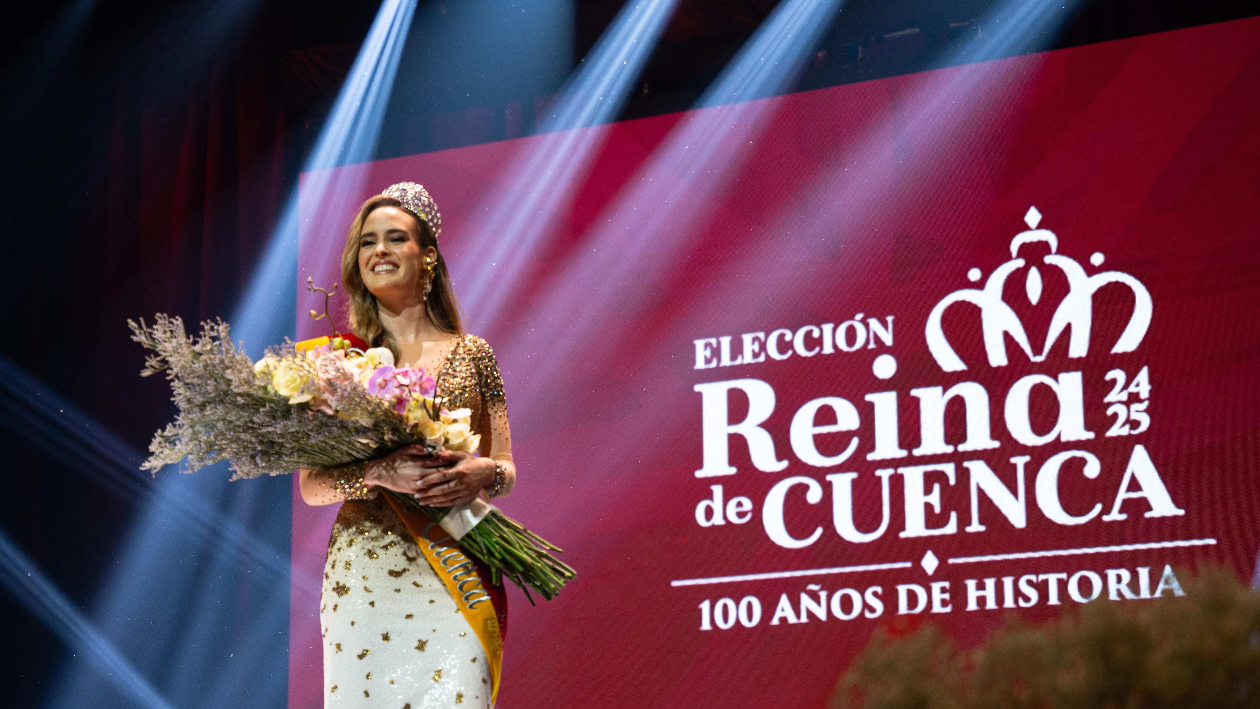 Natalia Arízaga es la nueva Reina de Cuenca 2024-2025