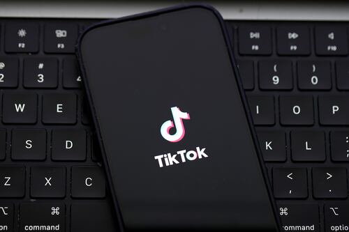 ¿Entrará en vigor la prohibición de TikTok en EE.UU. este domingo?