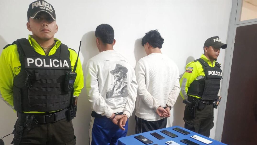 Esto encontró la Policía en vehículo robado tras persecución en el norte de Quito