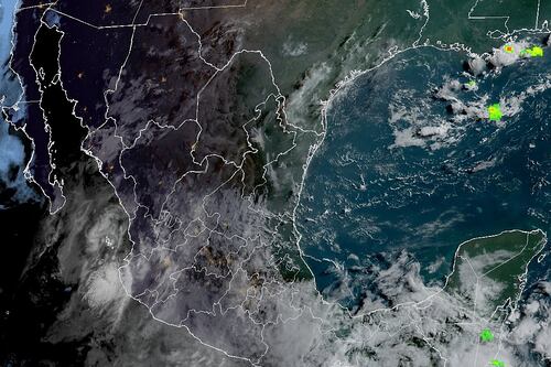 Huracán Beryl rompe récords y ocasiona primeros desastres: hunde famoso crucero