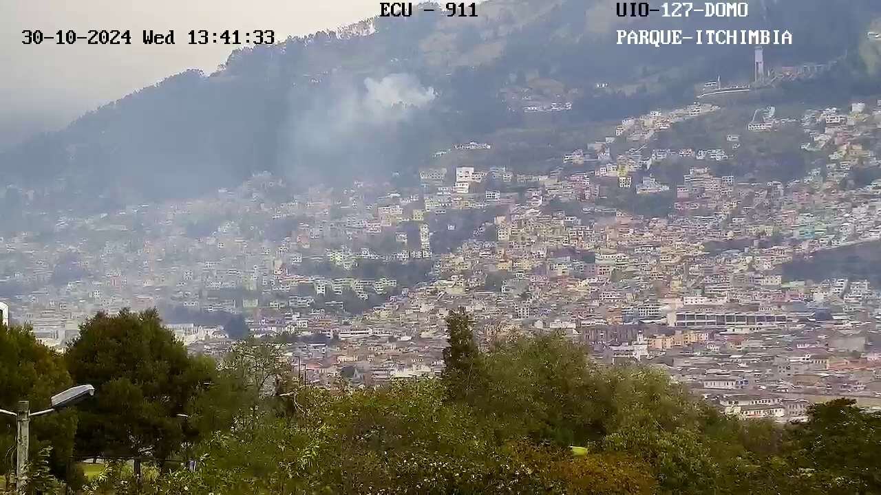 Incendio forestal en Quito