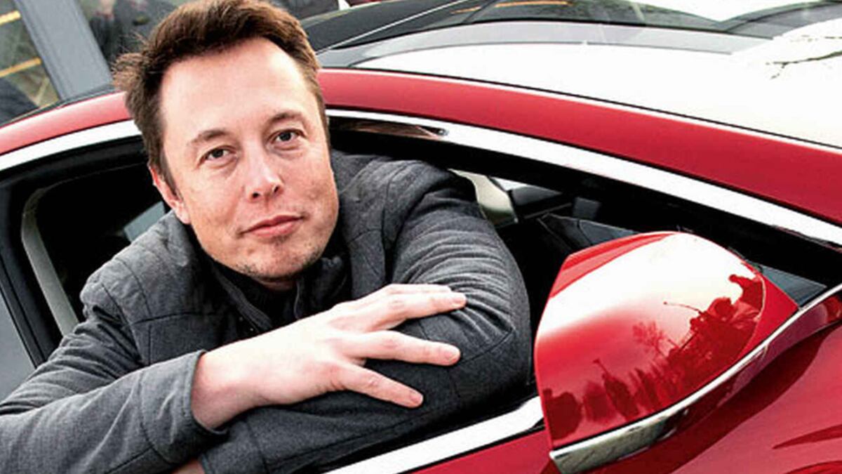 Elon Musk retrasa otra vez el Roadster de Tesla hasta 2023