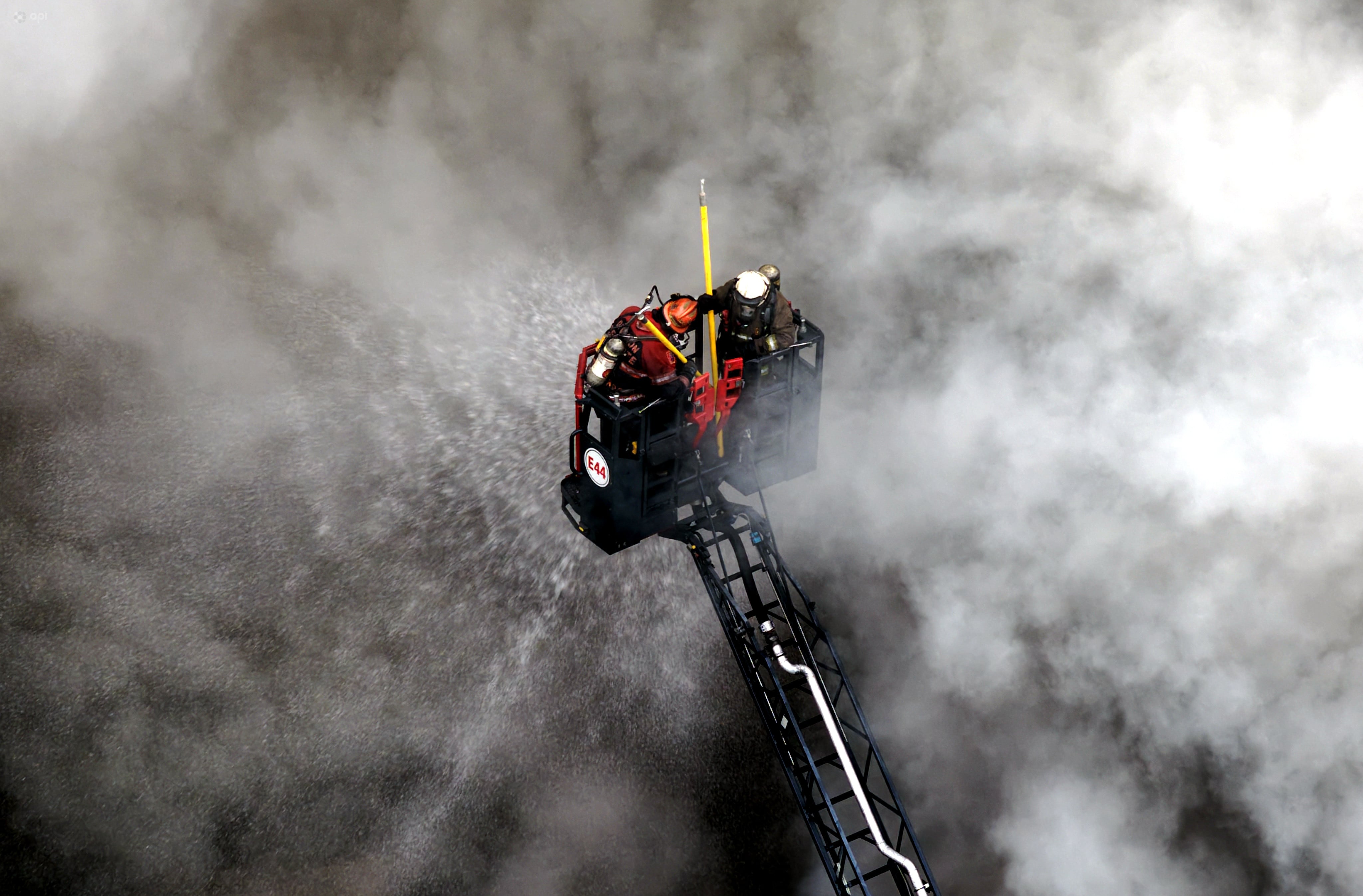 Ministro John Reimberg sobre el nuevo incendio en Guayaquil: “No son hechos fortuitos”