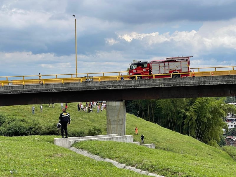 Accidente de bus deja 11 muertos en Colombia