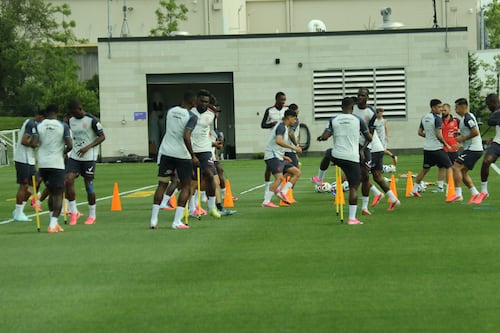 Enner Valencia transmite optimismo antes del duelo decisivo entre Ecuador y Curazao
