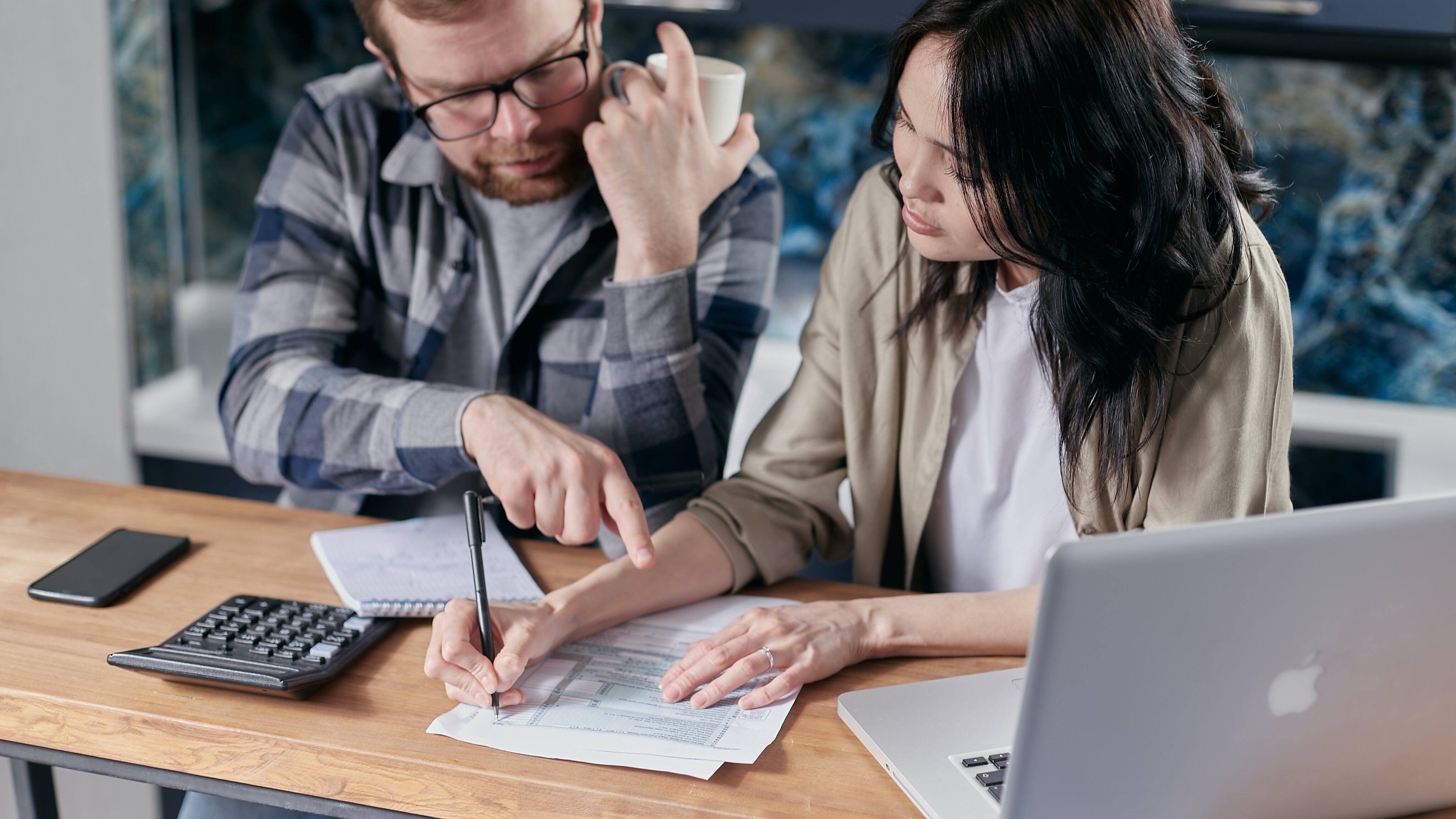 El inicio de un nuevo año supone el propósito de ordenar las finanzas honrando las deudas contraídas.