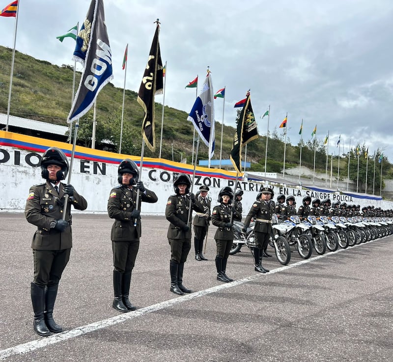 70 policías culminan curso de tácticas motorizadas en Quito y reforzarán patrullaje. Imagen: Policía Nacional