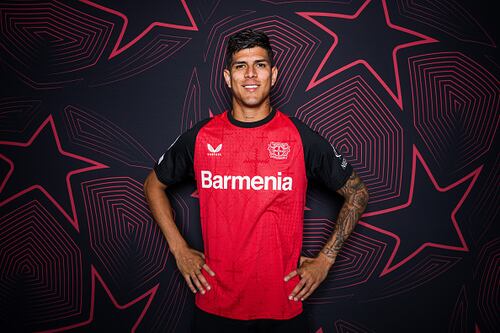 “Todos somos culpables”; Piero Hincapié habla de la lucha por la Bundesliga ante el Bayern