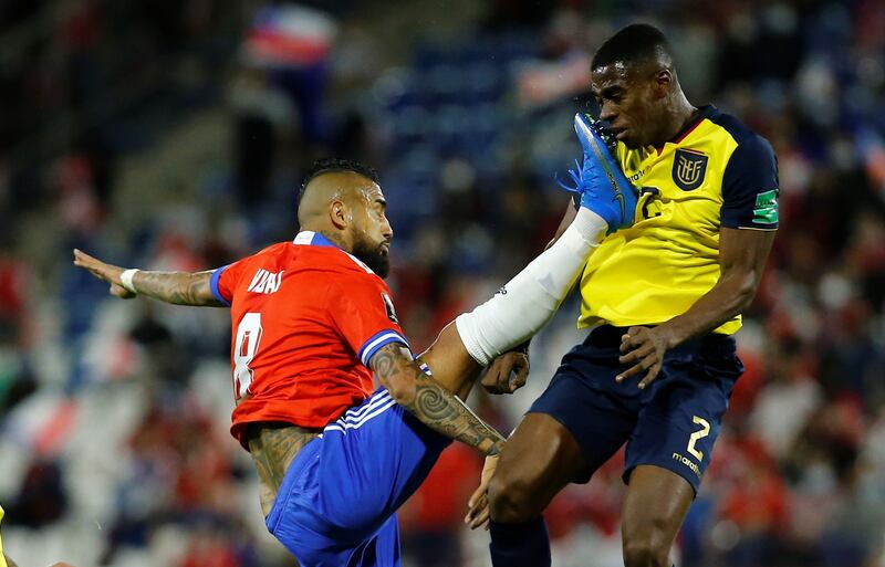 Arturo Vidal jugando contra Ecuador