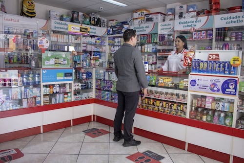 Farmacias Económicas asumirá el 15% correspondiente al IVA en todas las compras realizadas en Imbabura