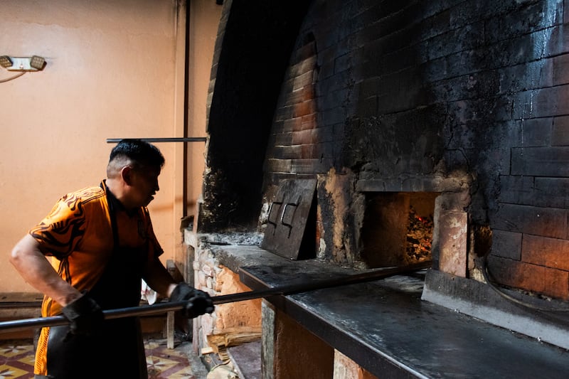 Horno de Panadería San Luis, considerado uno de los más grandes en Ecuador.