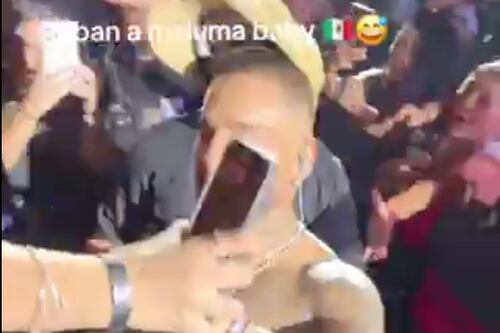 VIDEO: Maluma sufre un robo durante concierto en México