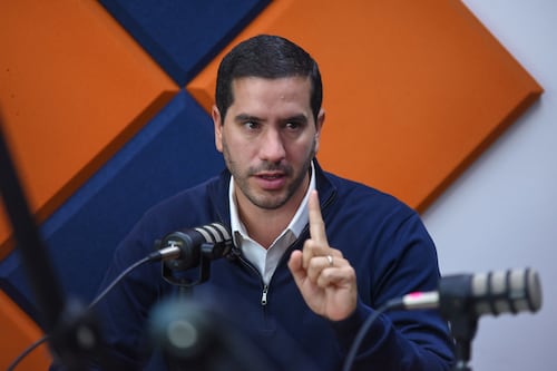 Tercera placa en Ecuador: desde cuándo y cómo funcionará el nuevo sistema obligatorio para vehículos