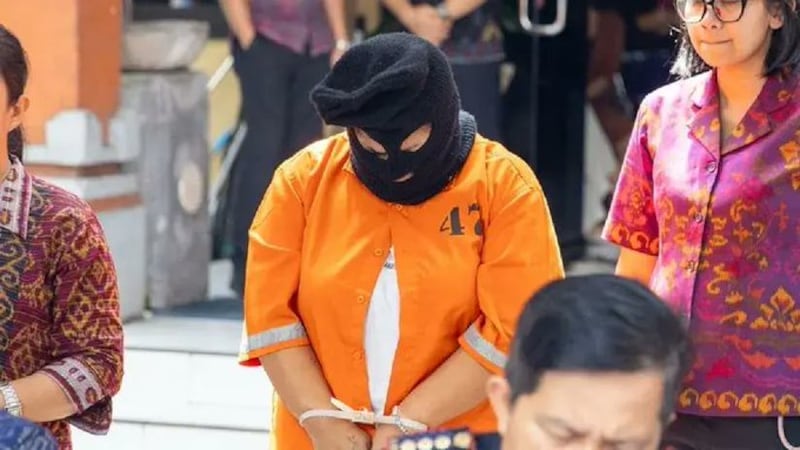 Impactante arresto en Bali: peruana llevaba cocaína oculta en juguete sexual